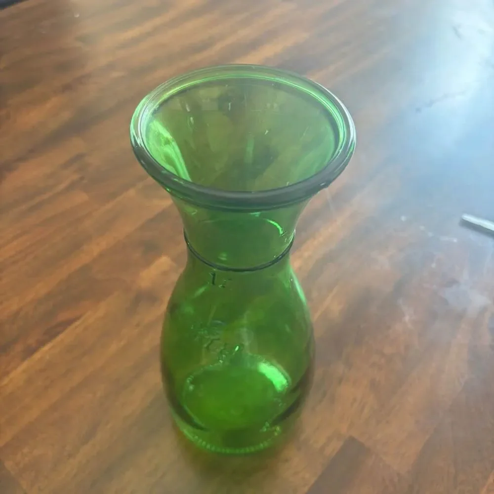 1 Liter Green Glass Carafe